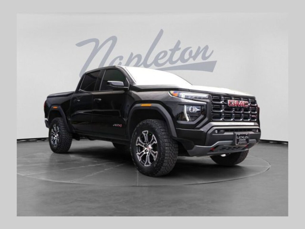 New 2023 GMC Canyon 4WD AT4 Truck Crew Cab