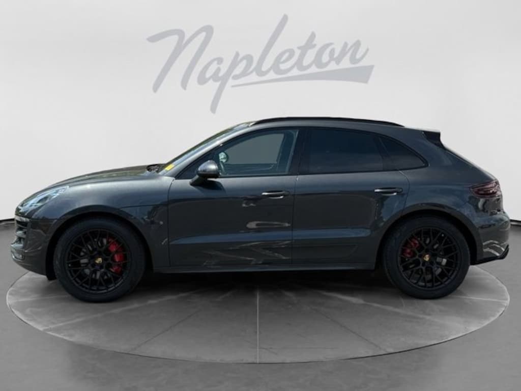 New 2018 Porsche Macan GTS SUV