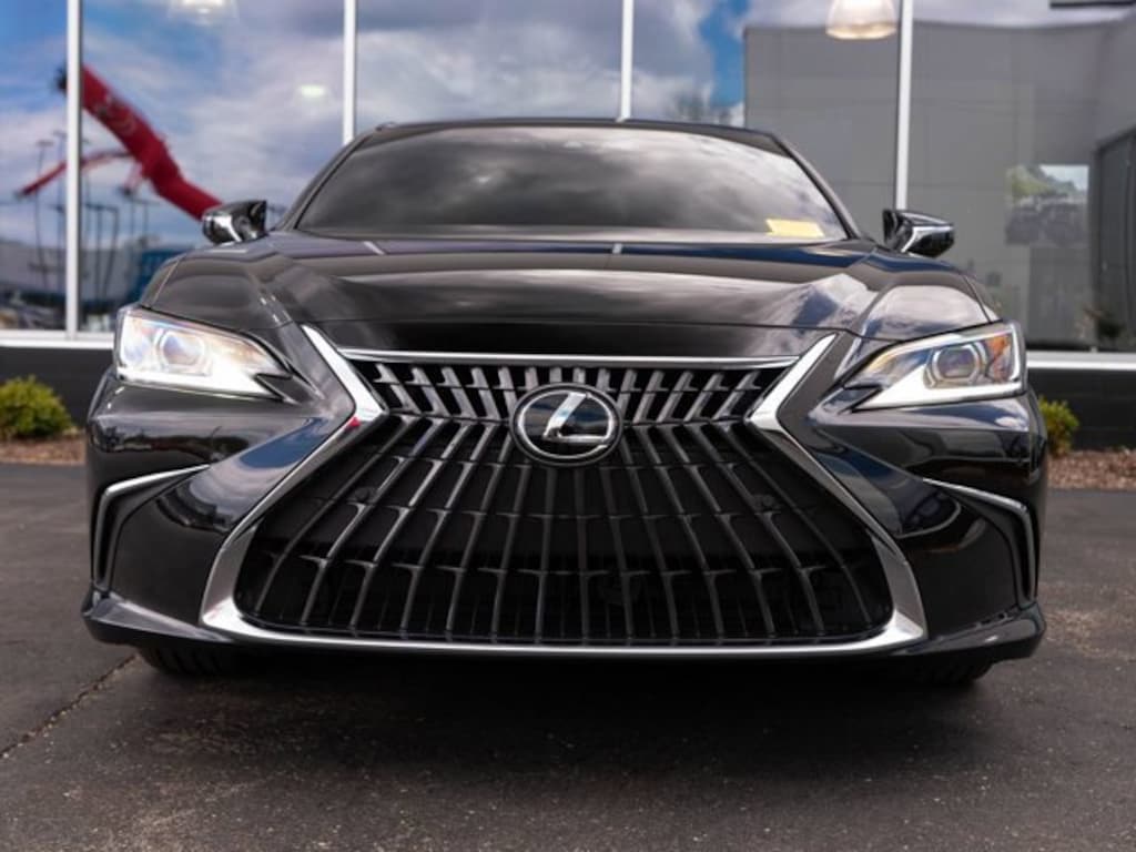 Used 2025 Lexus ES ES 300h Sedan