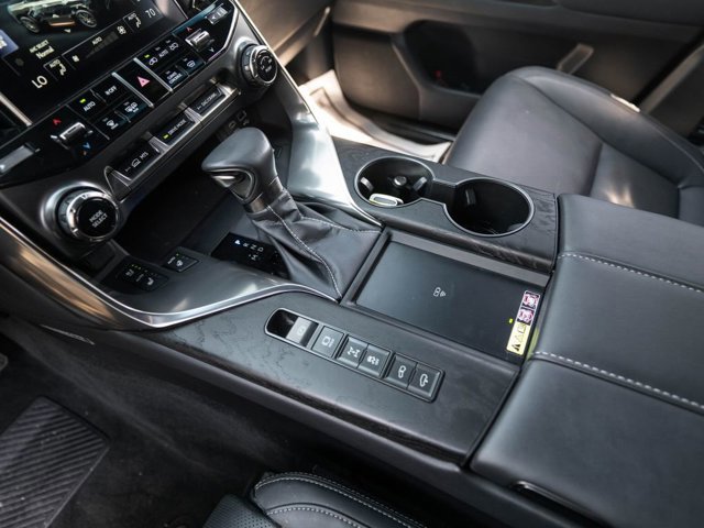 2023 Lexus LX Luxury - Photo 24