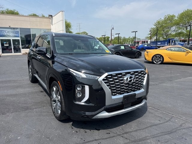 Used 2021 Hyundai Palisade Limited with VIN KM8R5DHE6MU274944 for sale in Milwaukee, WI