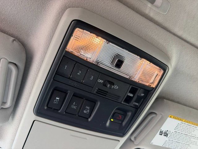 2023 Toyota 4Runner Limited - Photo 28