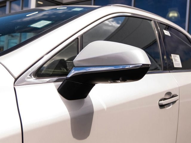 2026 Lexus RX 450h+ Premium - Photo 12