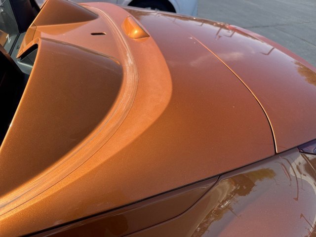 2005 Nissan 350Z Touring photo 3