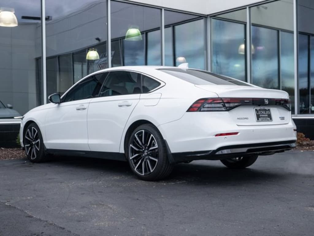 Used 2024 Honda Accord Hybrid Touring Sedan