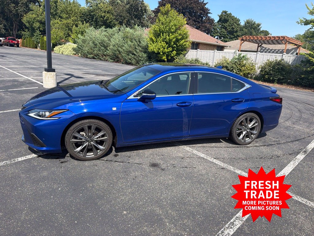 2021 Lexus ES