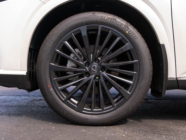 2026 Lexus RX 450h+ Premium - Photo 11