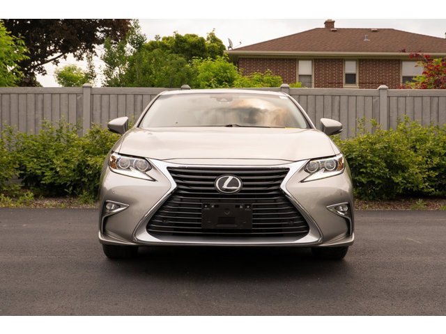 Used 2018 Lexus ES 350 with VIN 58ABK1GG7JU095781 for sale in Milwaukee, WI