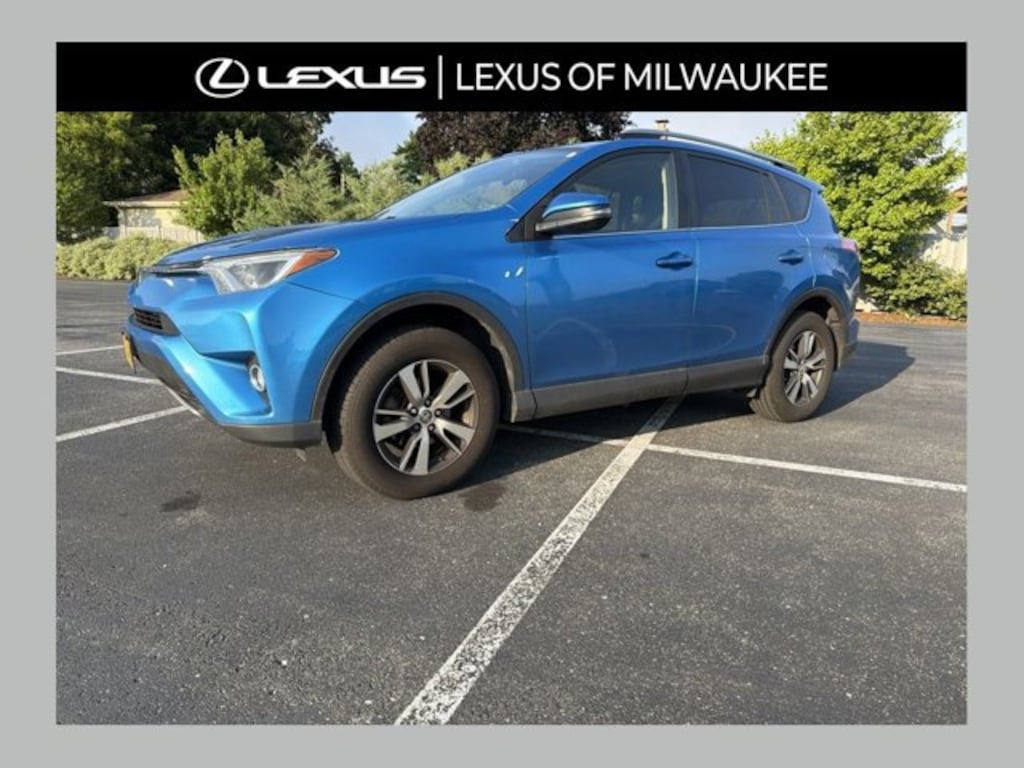 Used 2017 Toyota RAV4 XLE SUV