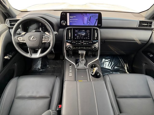 2026 Lexus LX 600 Premium - Photo 15