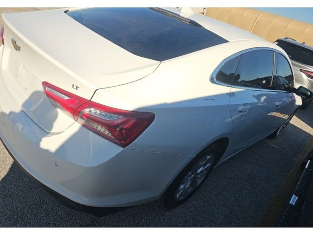 Used 2022 Chevrolet Malibu LT Sedan