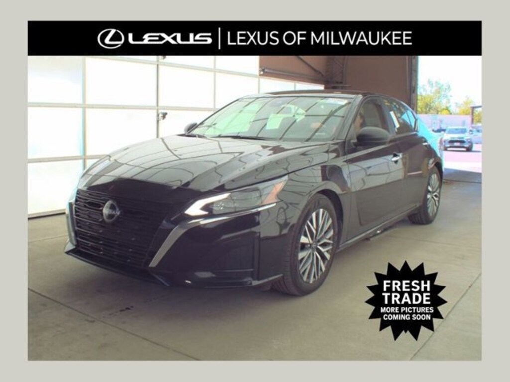 Used 2025 Nissan Altima SV Sedan