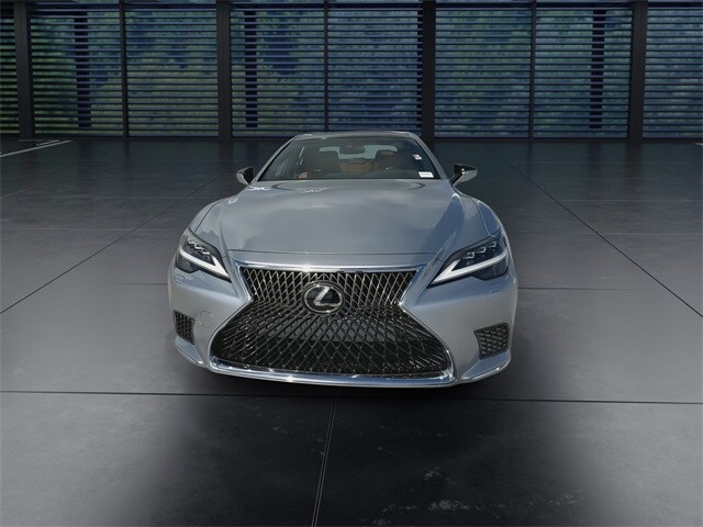 2022 Lexus LS 500 photo 3