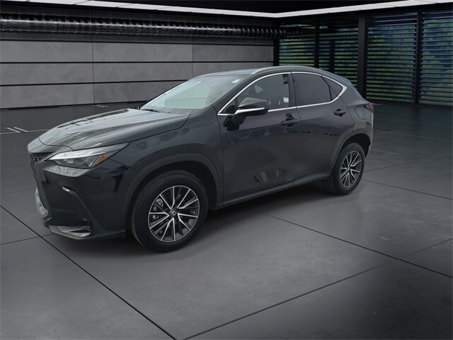 2023 Lexus NX 350 Premium photo 4