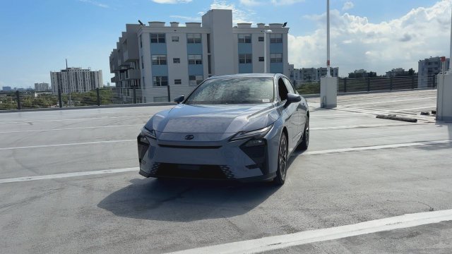New 2026 Lexus ES 350h ES 350h Premium+ Sedan