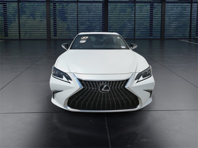 2023 Lexus ES 350 photo 3