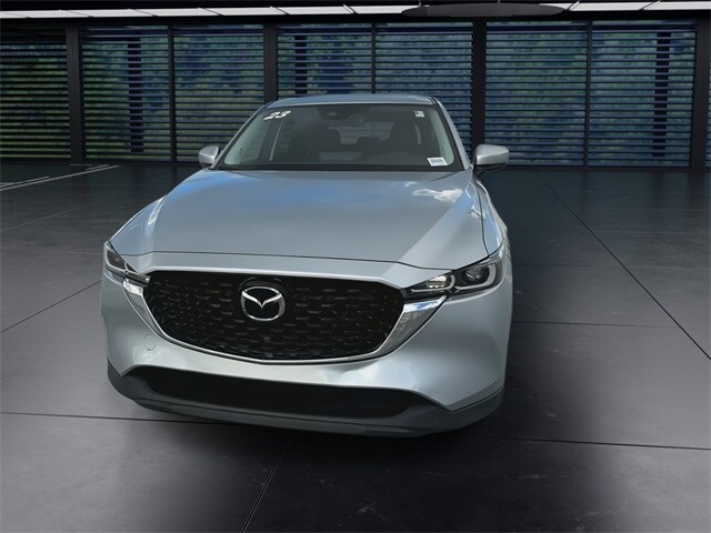 2023 Mazda CX-5 2.5 S Preferred photo 3