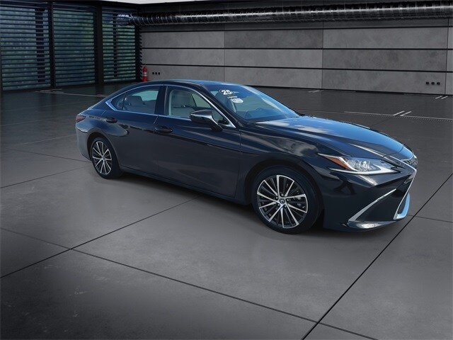 2025 Lexus ES 350 Premium photo 2