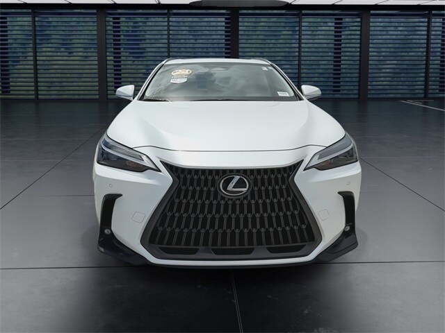 2024 Lexus NX 250 Premium photo 3