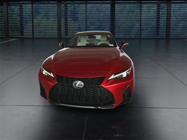 2023 Lexus IS 350 F SPORT photo 3