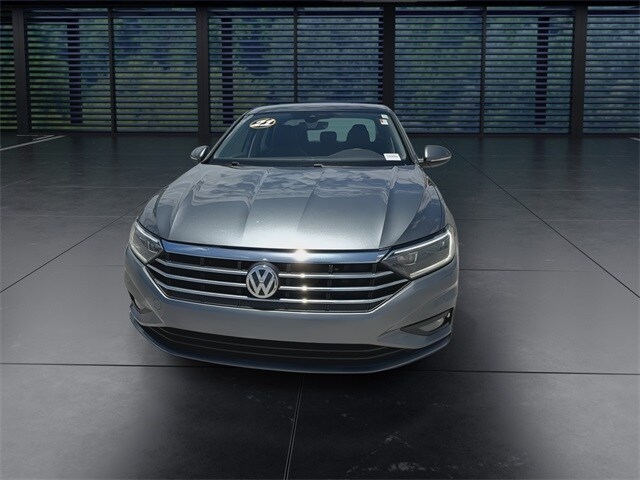 2021 Volkswagen Jetta SEL Premium photo 3