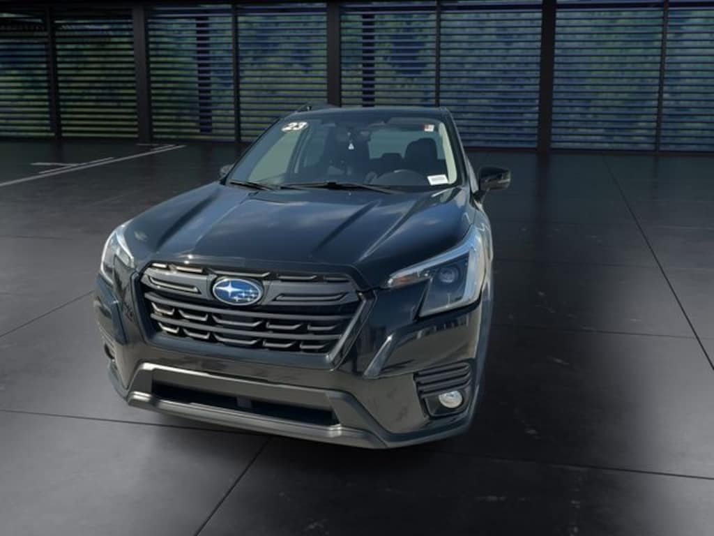 Used 2023 Subaru Forester Limited SUV