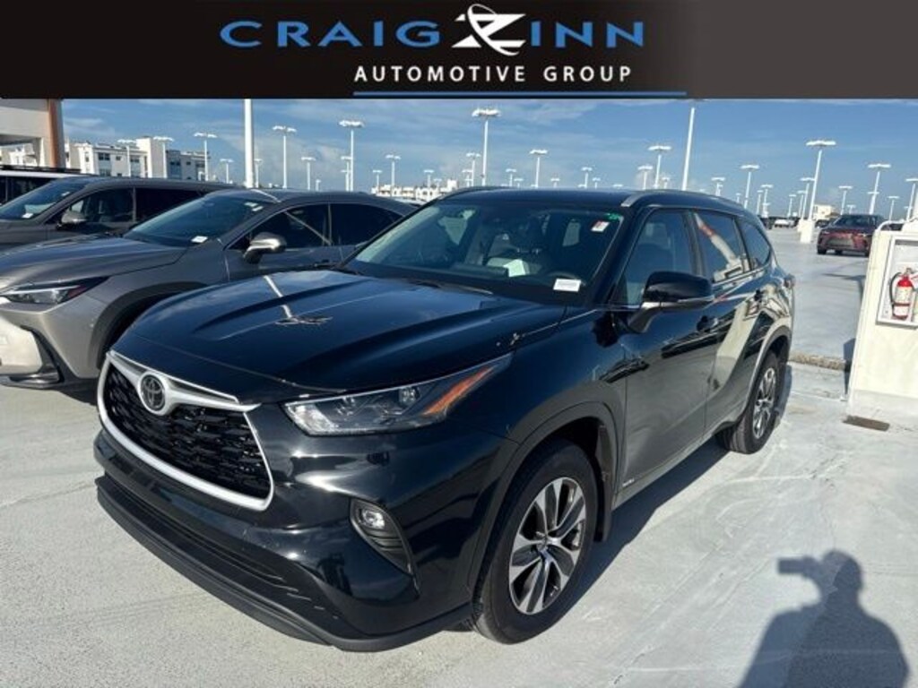 Used 2026 Toyota Highlander Hybrid XLE SUV