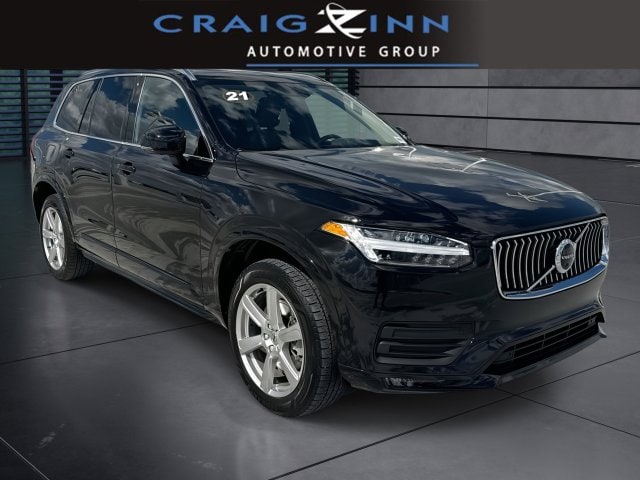 2021 Volvo XC90 Momentum