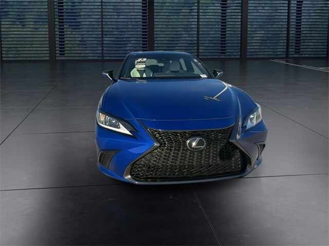 2023 Lexus ES 350 F SPORT photo 3