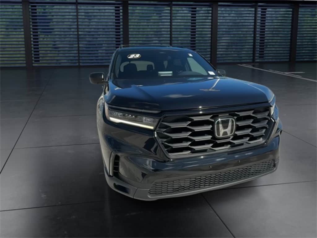 Used 2023 Honda Pilot Sport SUV