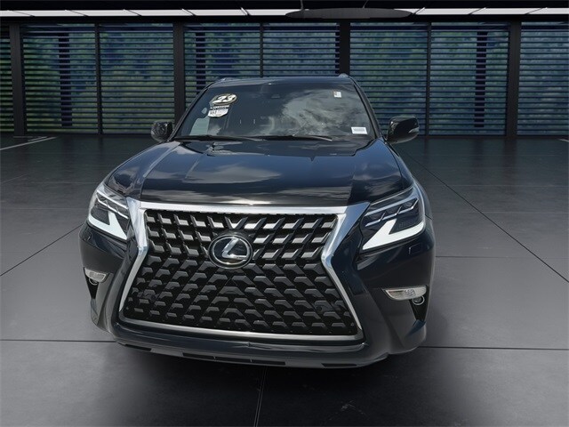 2023 Lexus GX 460 Premium photo 2