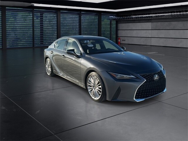 2023 Lexus IS 300 photo 2