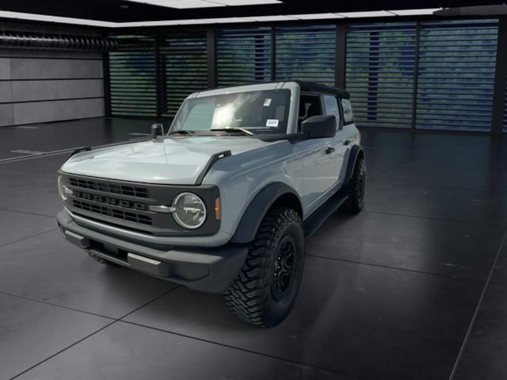 Used 2022 Ford Bronco Base SUV