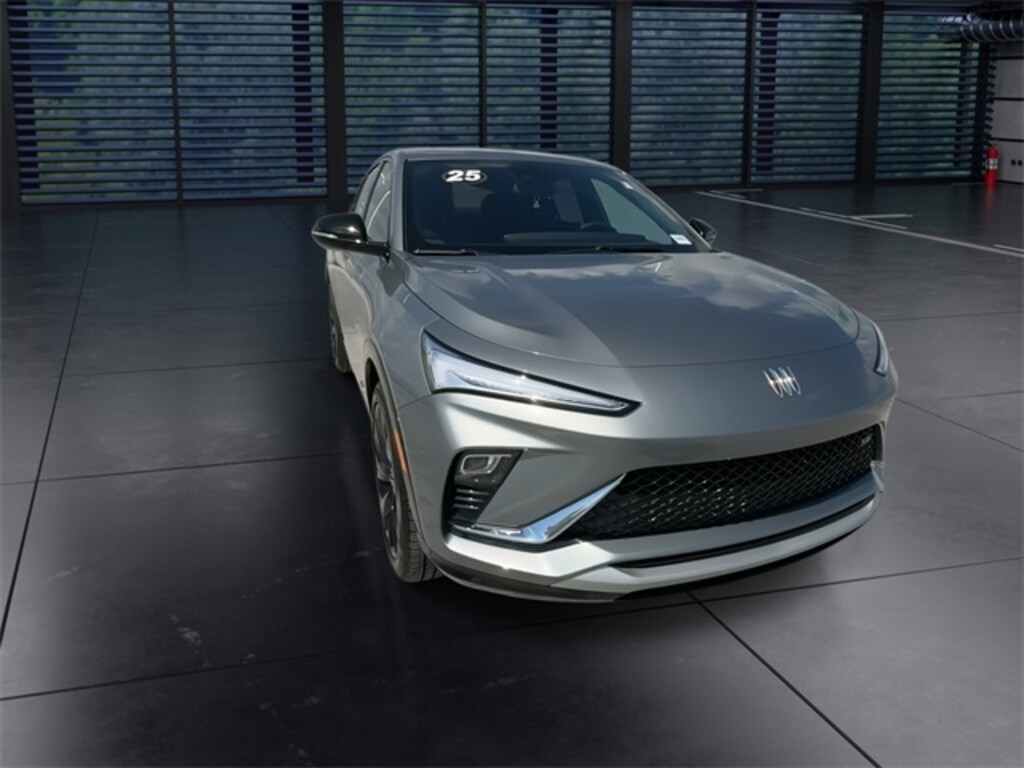 Used 2025 Buick Envista Sport Touring SUV