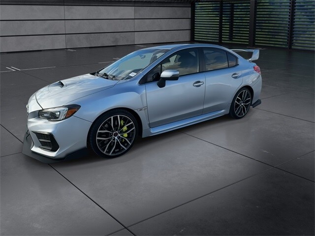 2020 Subaru WRX STI Limited photo 4