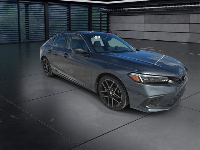 2023 Honda Civic Sport Touring Hatchback photo 2