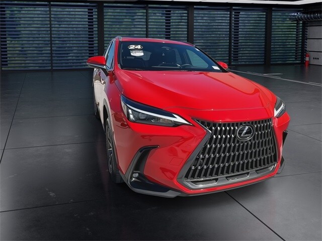 2024 Lexus NX 250 Premium photo 3