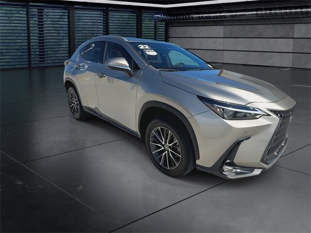 2022 Lexus NX 350 Premium photo 2