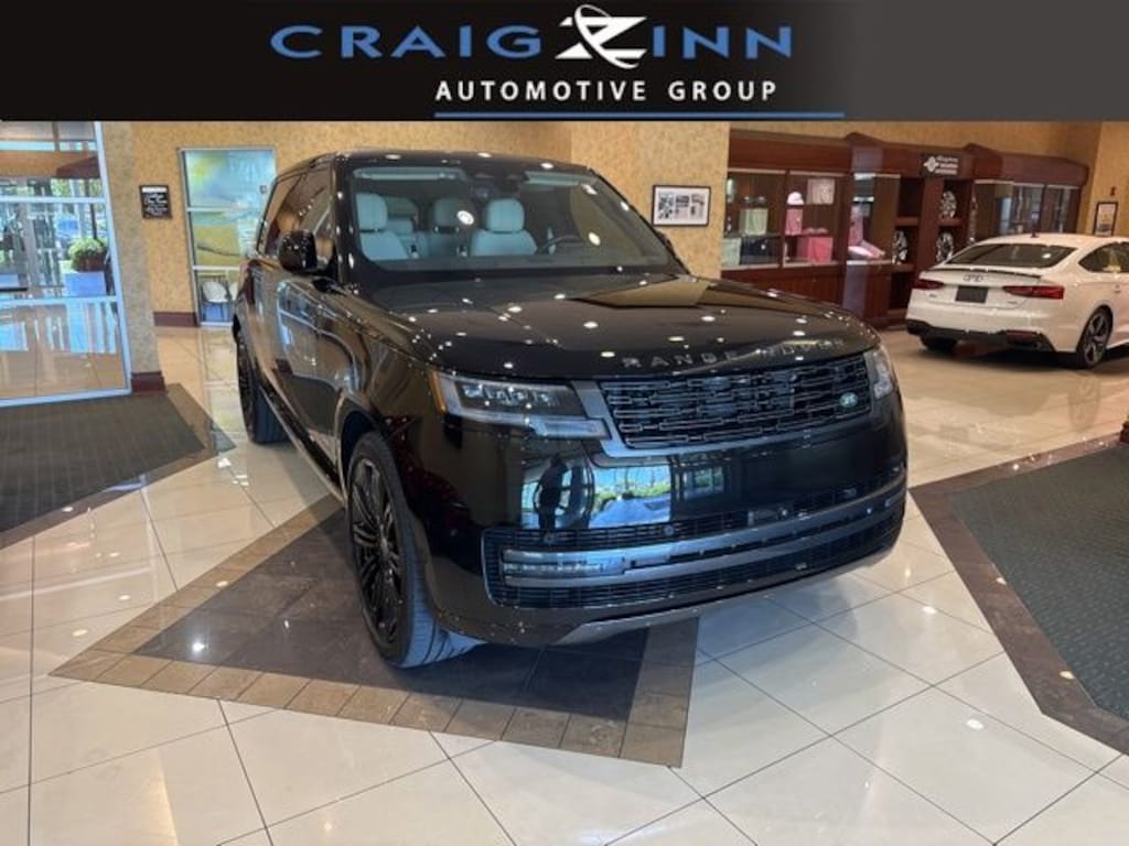 Used 2025 Land Rover Range Rover SE SUV