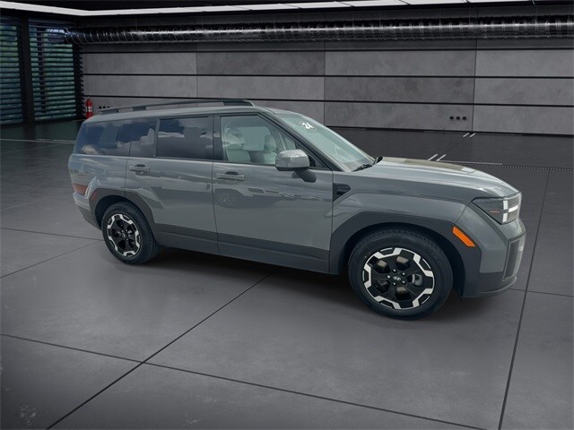 2024 Hyundai Santa Fe SEL photo 2