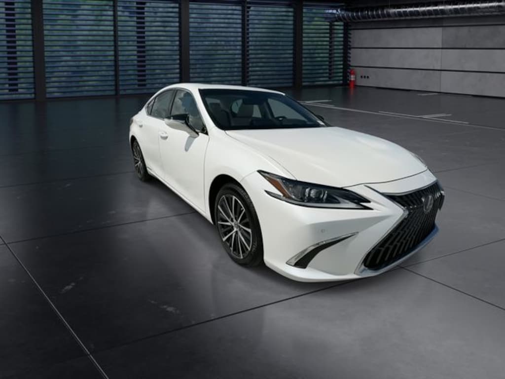 Certified 2022 Lexus ES 300h 300h Sedan