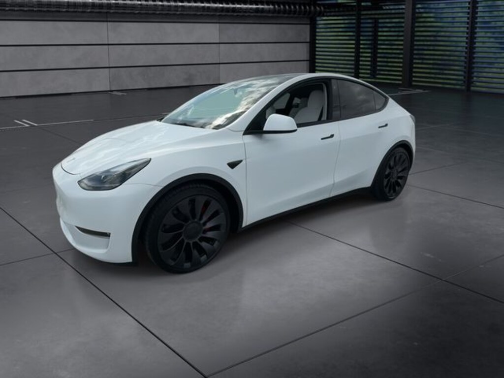 Used 2023 Tesla Model Y Standard Range SUV