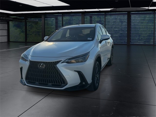 2023 Lexus NX 250 Premium photo 3
