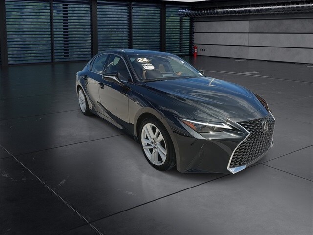 2024 Lexus IS 300 photo 2