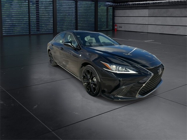 2023 Lexus ES 350 F SPORT photo 2