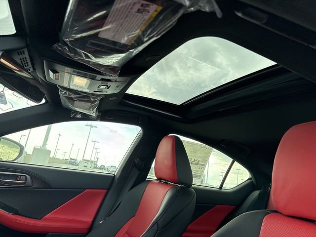 2026 Lexus IS 350 F SPORT - Photo 22
