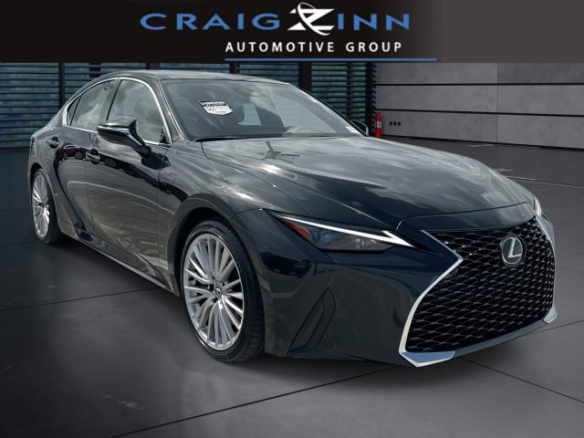 2025 Lexus IS 300
