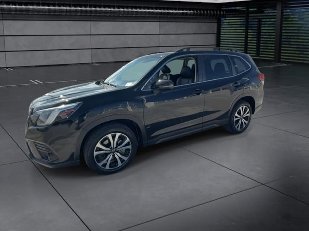 Used 2023 Subaru Forester Limited SUV