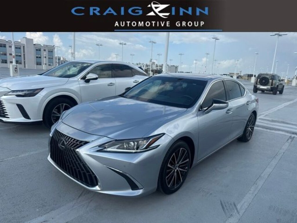 Used 2025 Lexus ES 350 Sedan