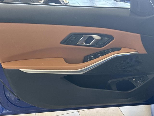 2024 BMW 3 Series 330e - Photo 17